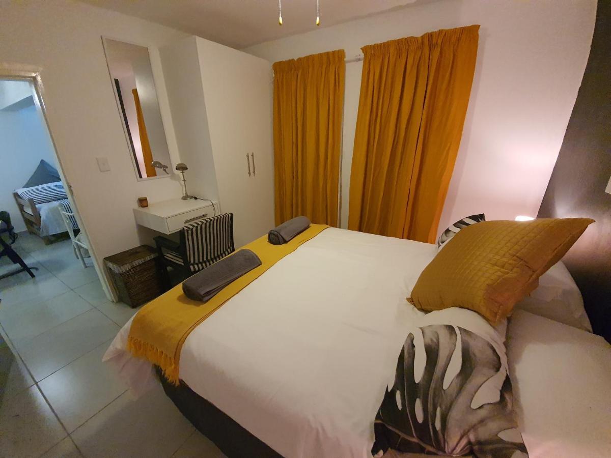 South Seas Safari @ The Bridge Apartments Saint Lucia Estuary المظهر الخارجي الصورة
