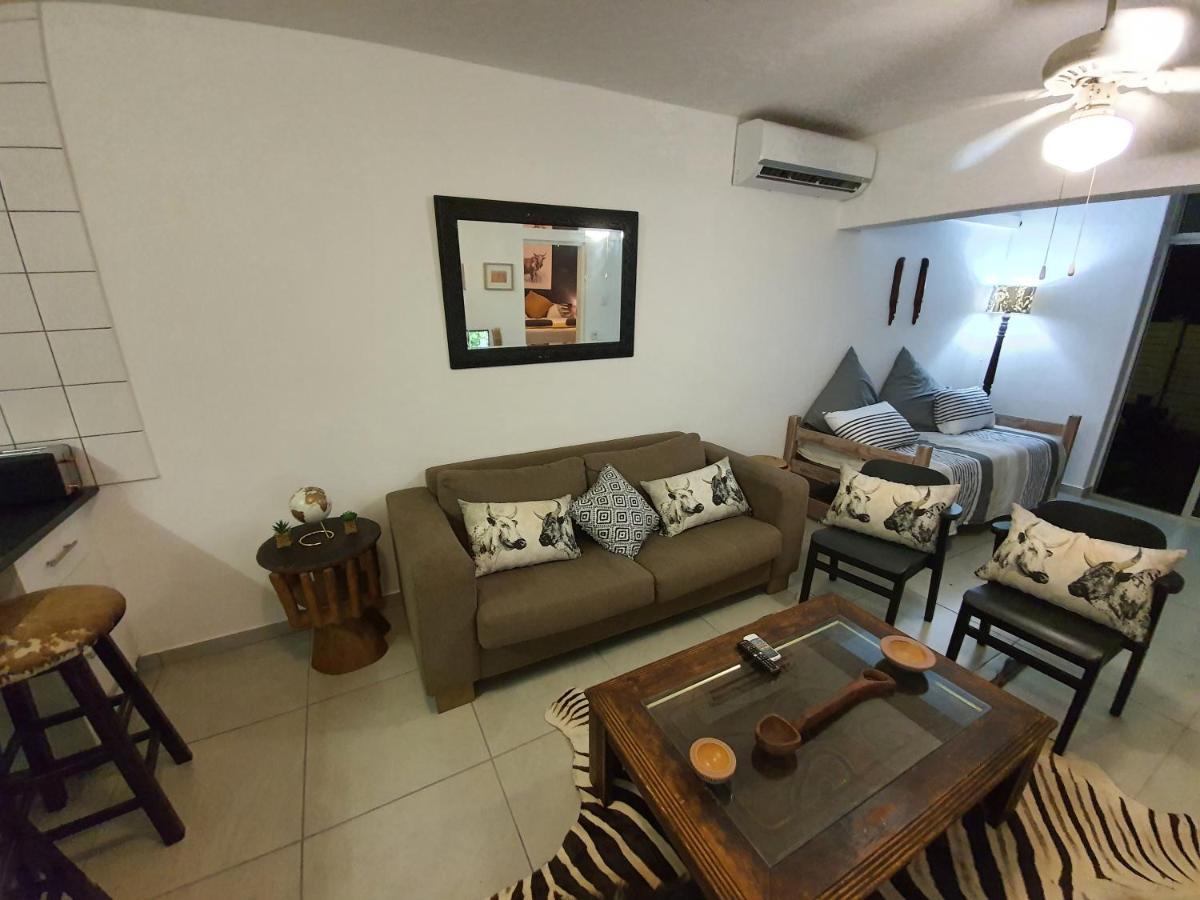 South Seas Safari @ The Bridge Apartments Saint Lucia Estuary المظهر الخارجي الصورة