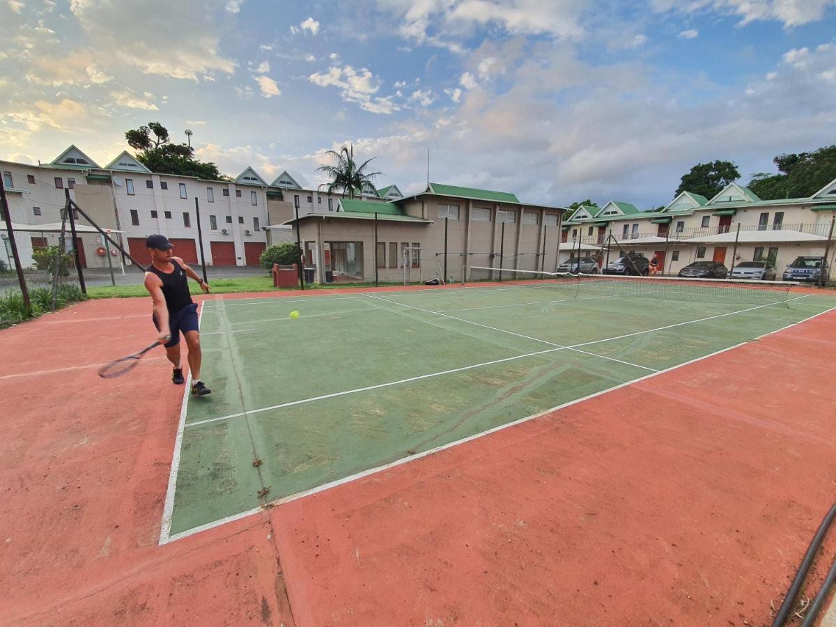 South Seas Safari @ The Bridge Apartments Saint Lucia Estuary المظهر الخارجي الصورة